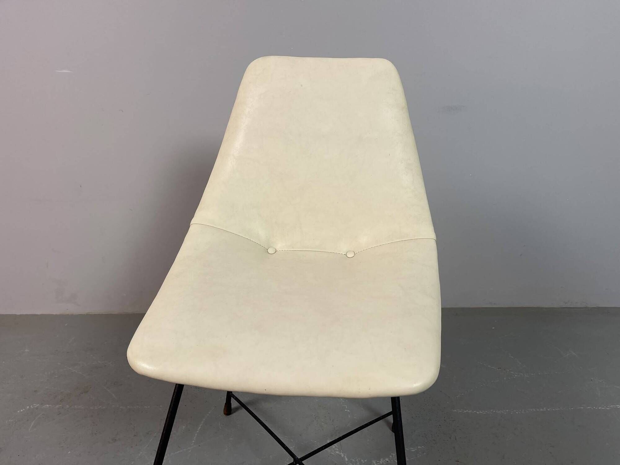 Augusto Bozzi ‘Aster’ Side Chair for Saporiti, Italy, 1950s – Cream Vinyl