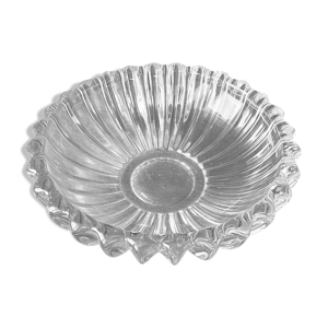Coupe en verre moulé