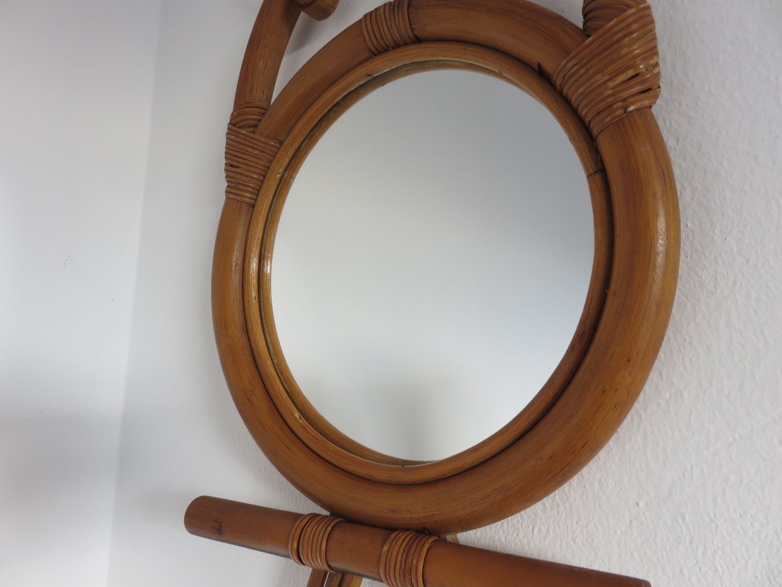 Mirror nice OWL rattan of the 60s 70s