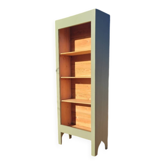 Bibliothèque ancienne rénovée