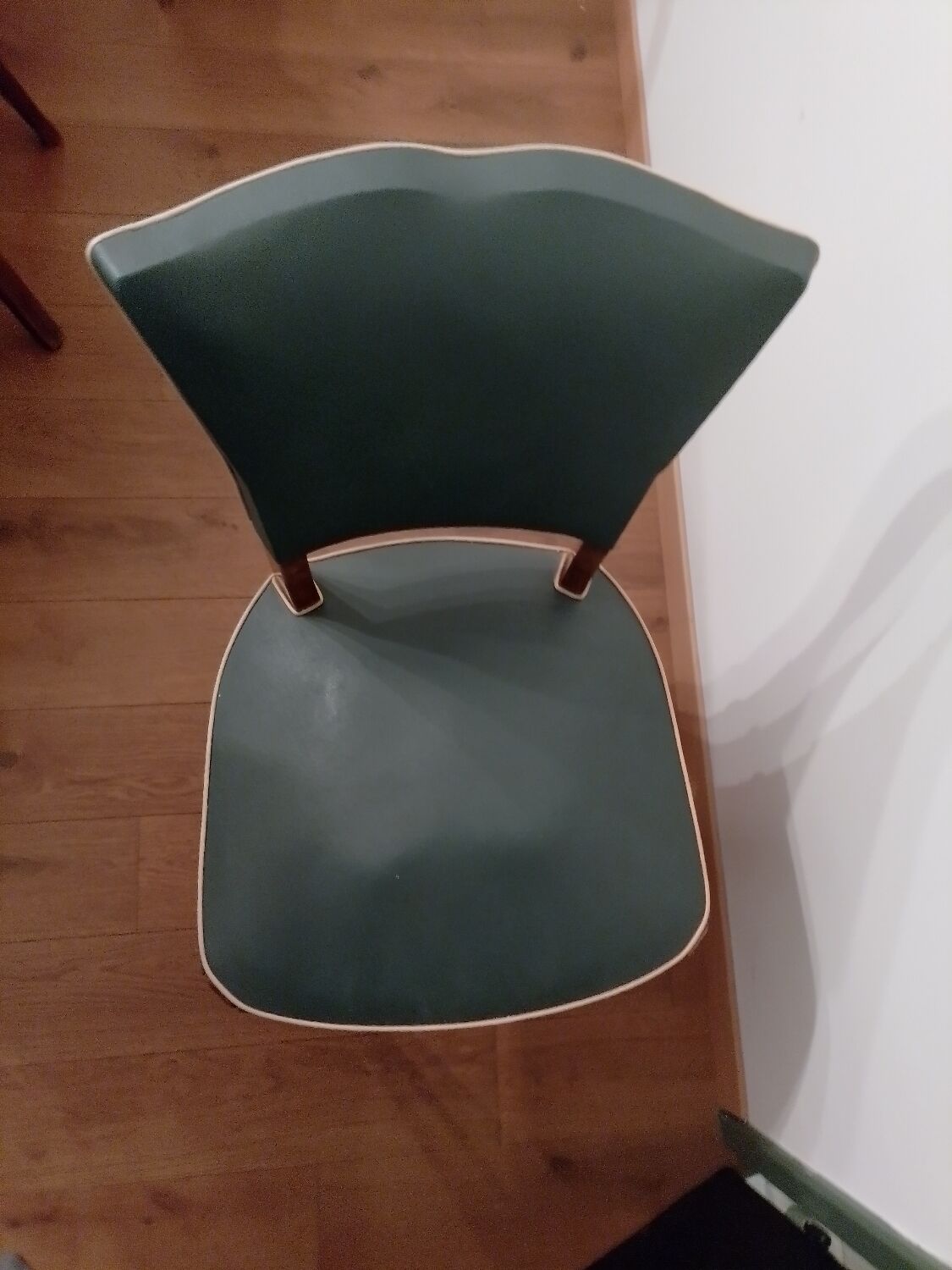 Set of 3 green chairs from the 1960s.