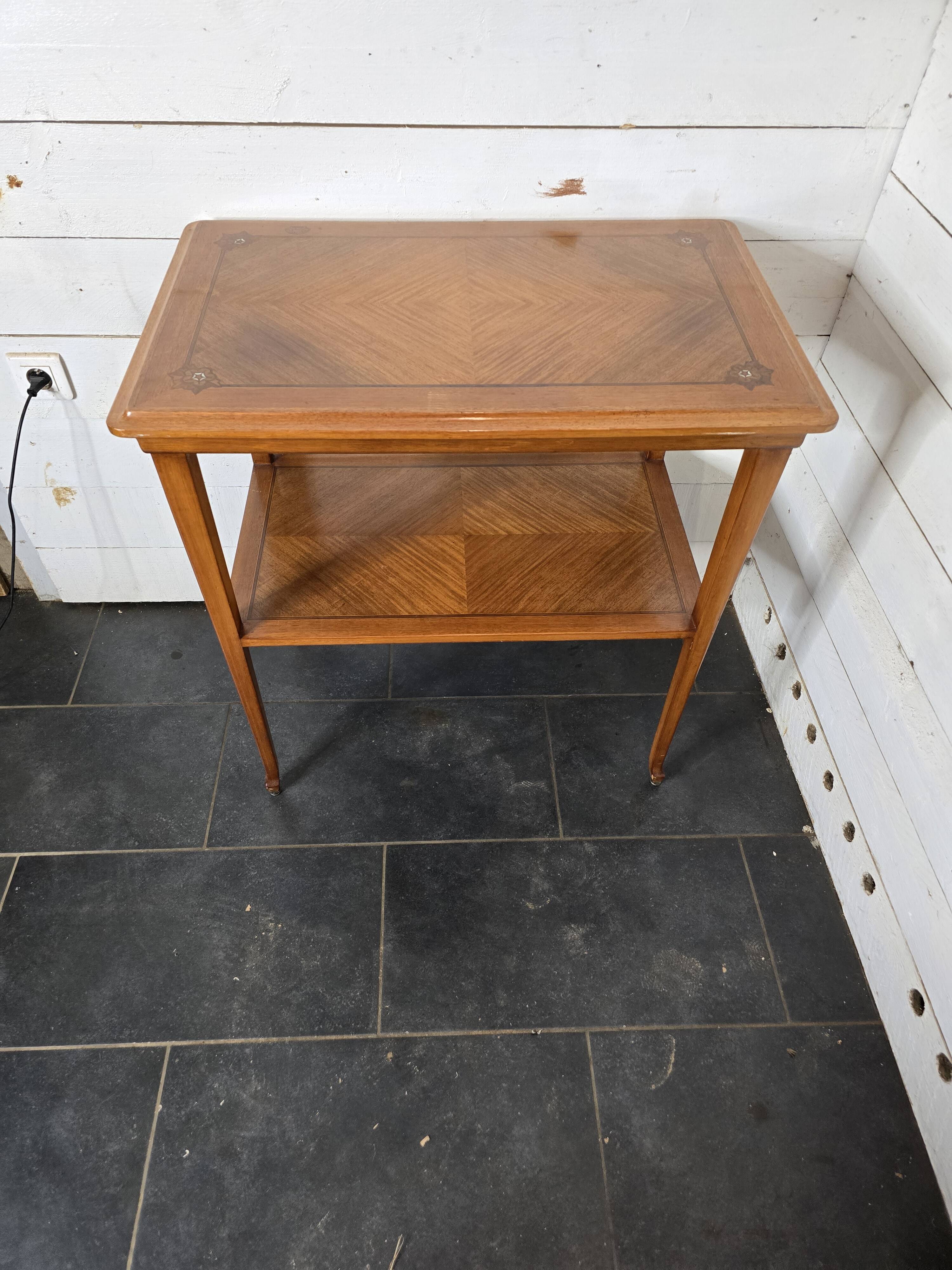Louis Majorelle Art Nouveau mahogany side table, 1920