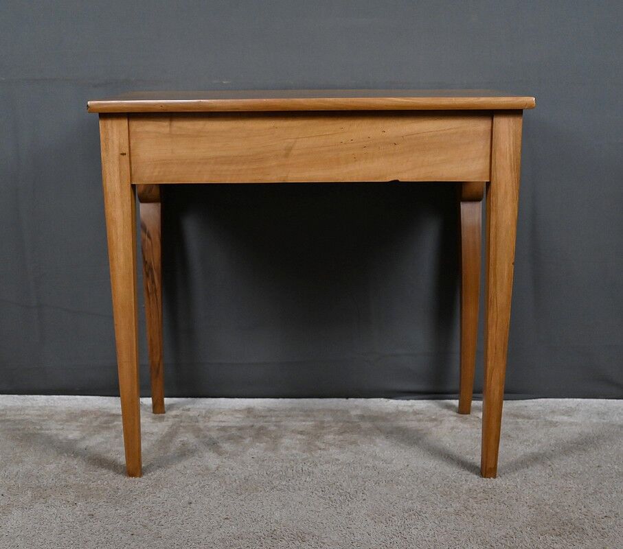 Small walnut console table, Restoration period – early 19th century.