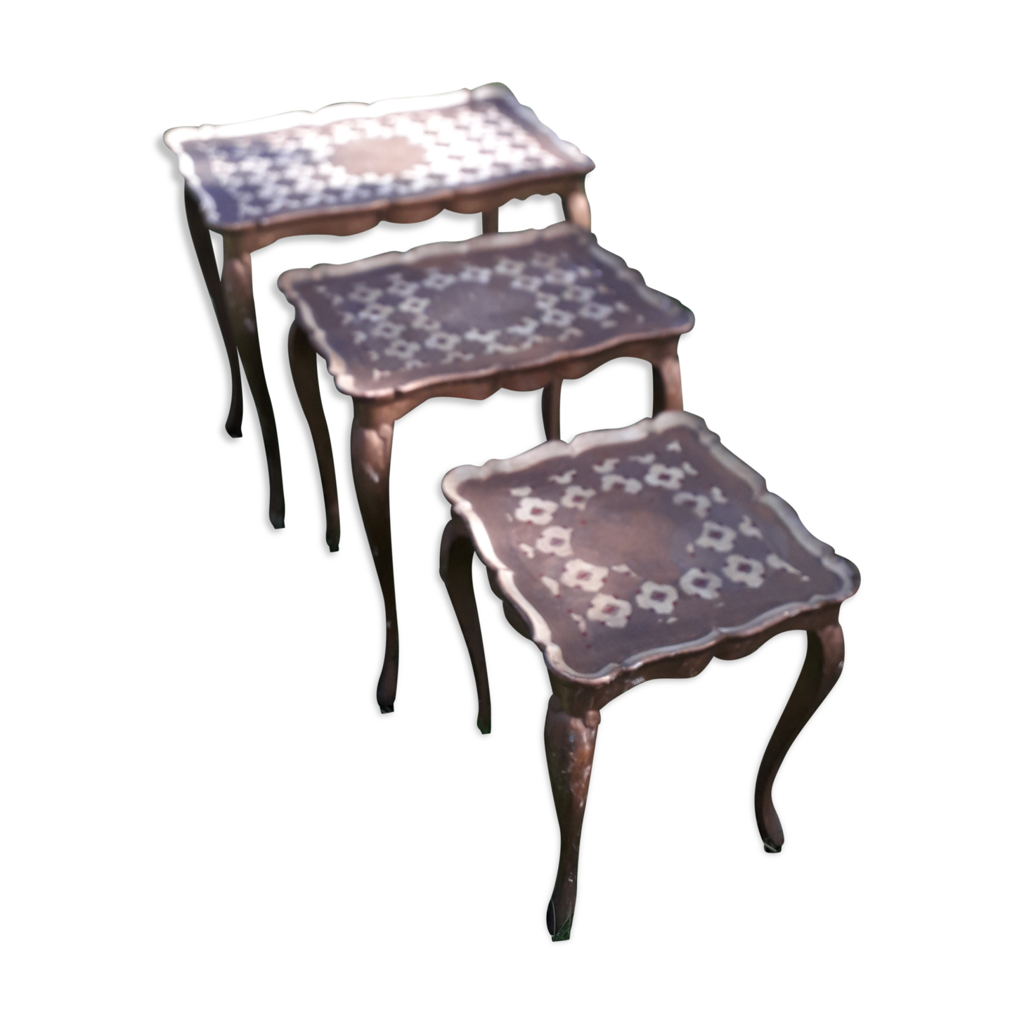 3 tables gigognes in Venian taste