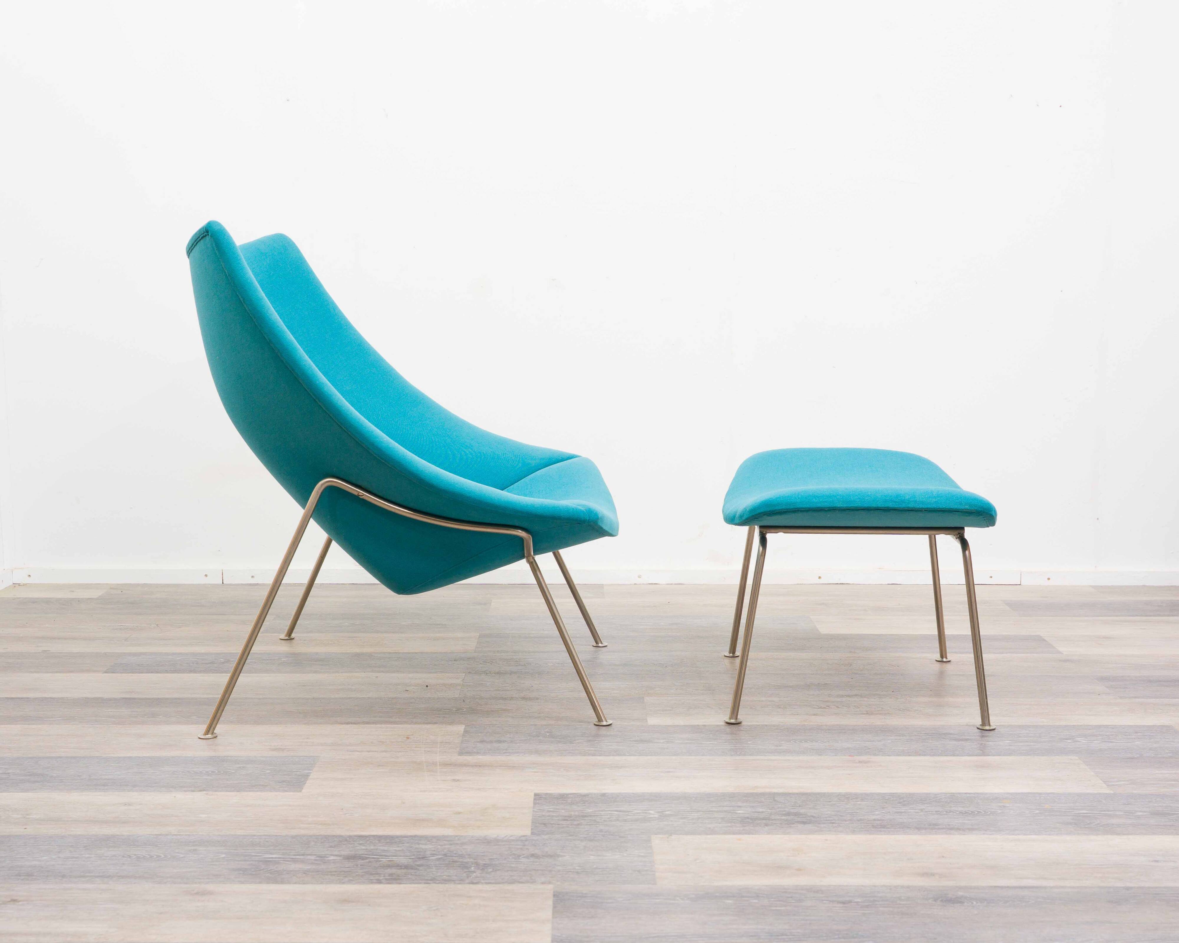 Oyster armchair with ottoman by Pierre Paulin for Artifort
