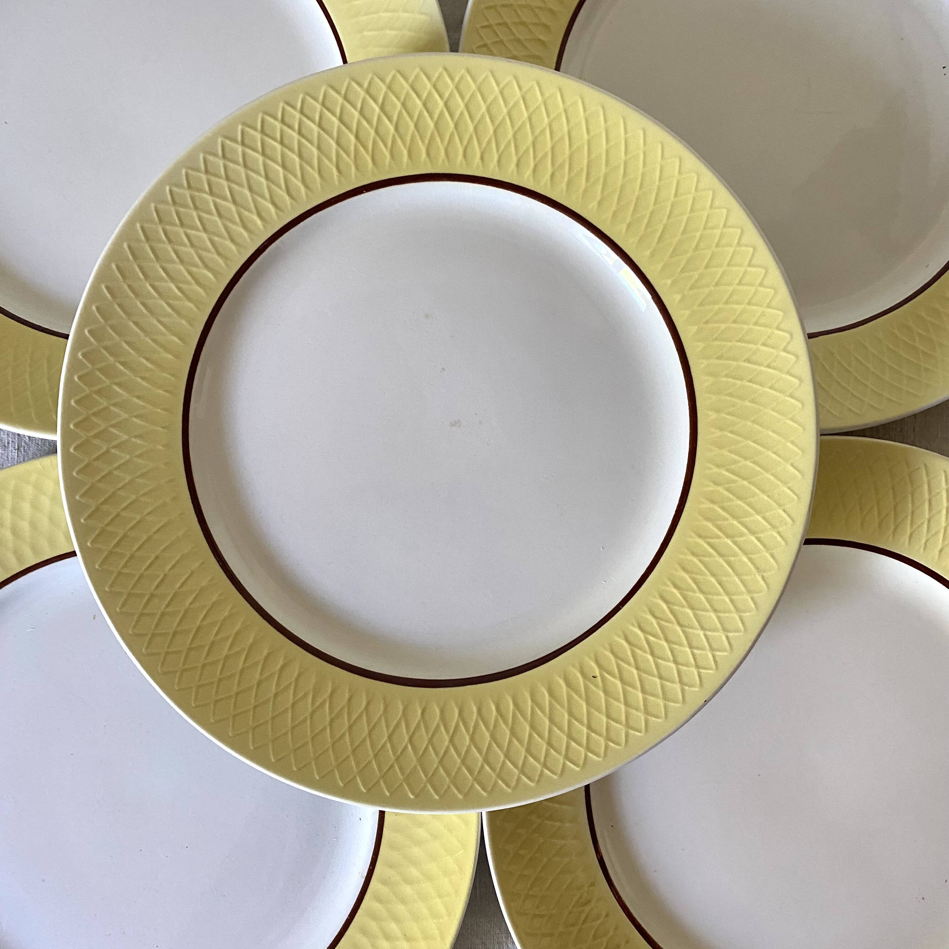 60s flat plates Moulin des Loups
