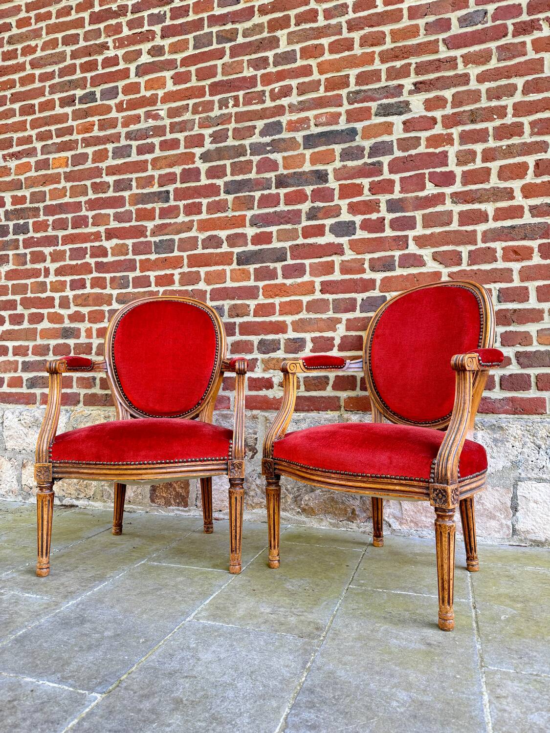Pair Of Louis XVI Style Medallion Armchairs XIX Eme Century