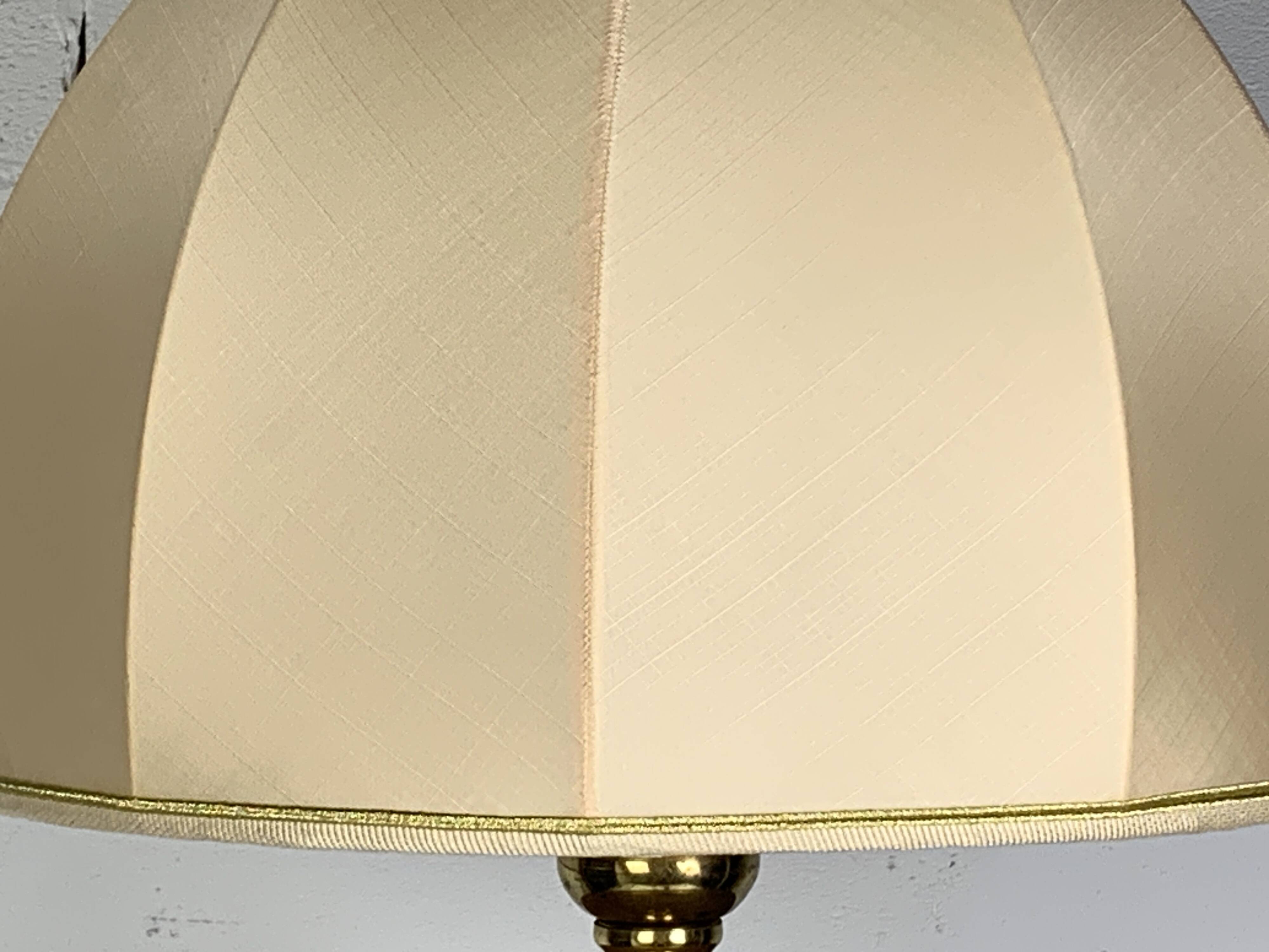 Midcentury bamboo and brass large mushroom table lamp by Leola, 1960s