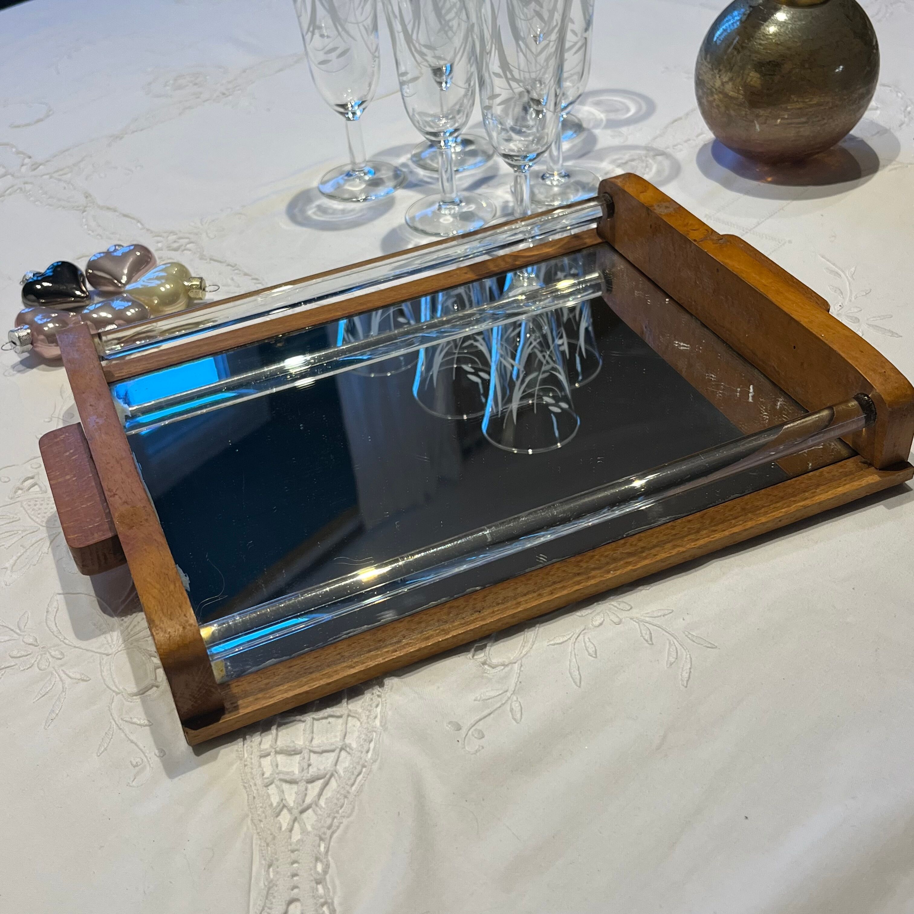 Vintage mirror top