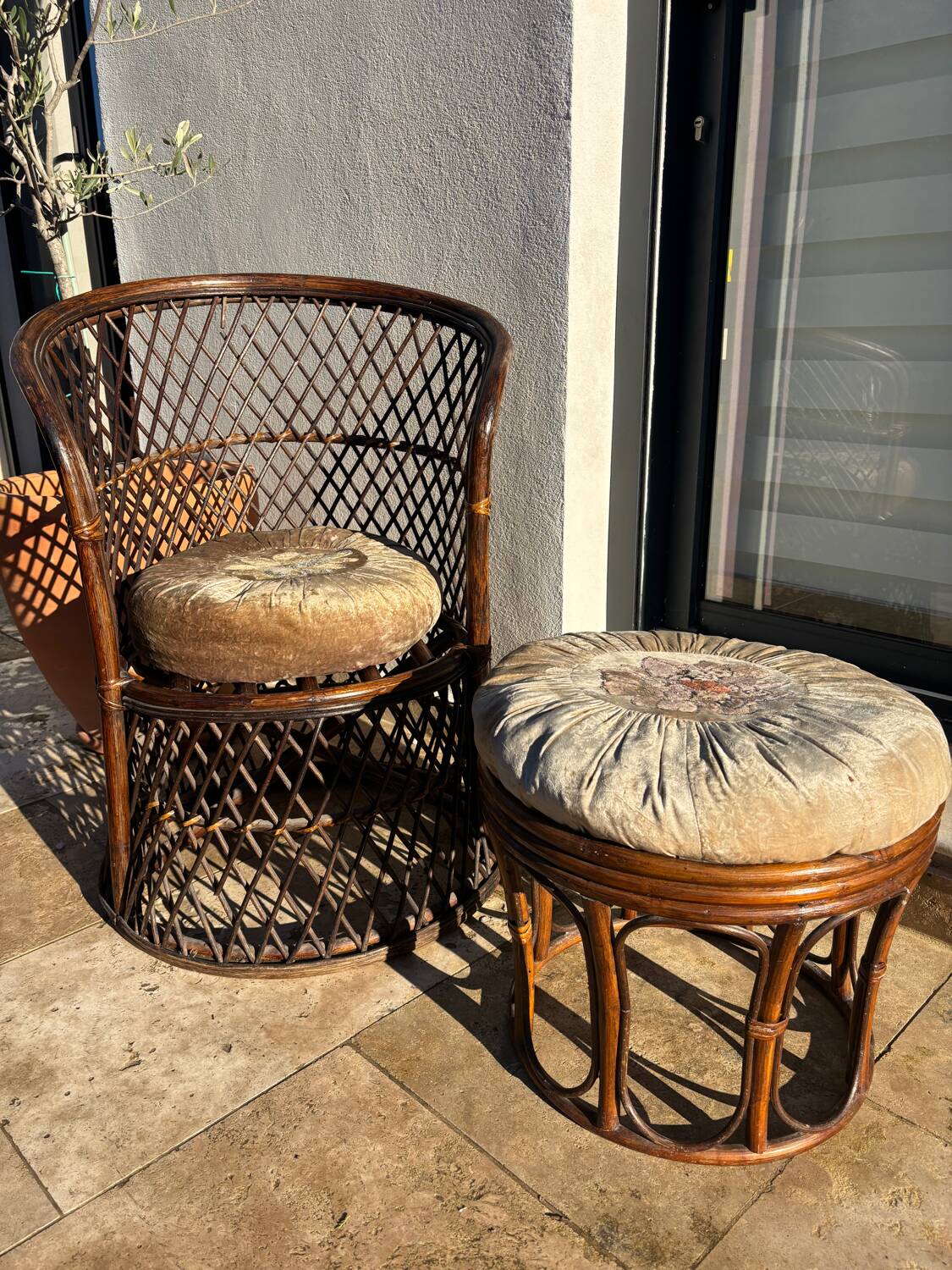 1960s rattan living room set