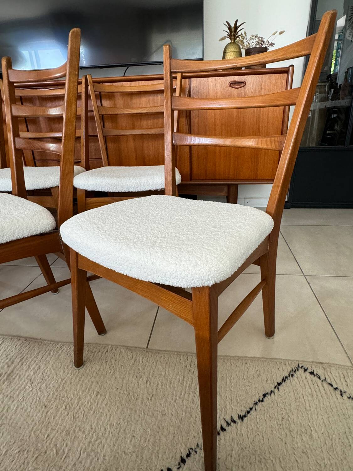 Old vintage Scandinavian style chair X6