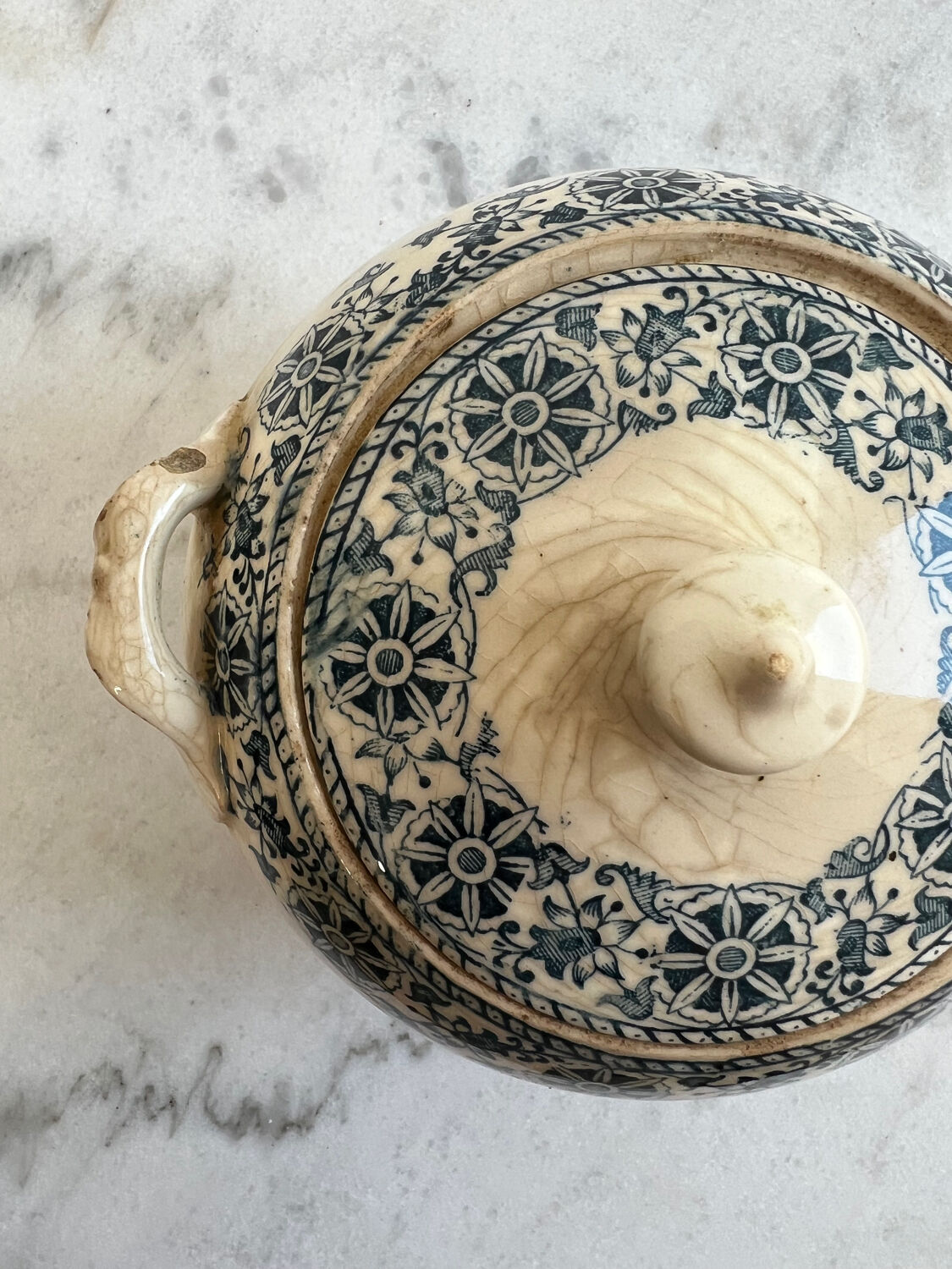 Sugar bowl Gien