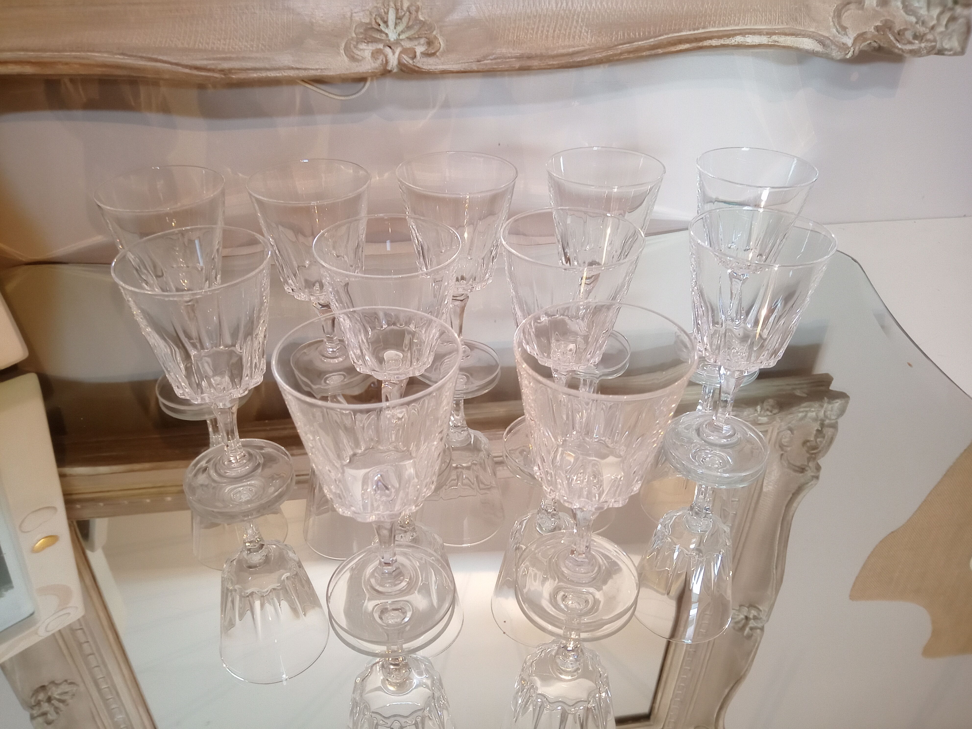 Lot of 11 port or antique crystal liqueur glasses