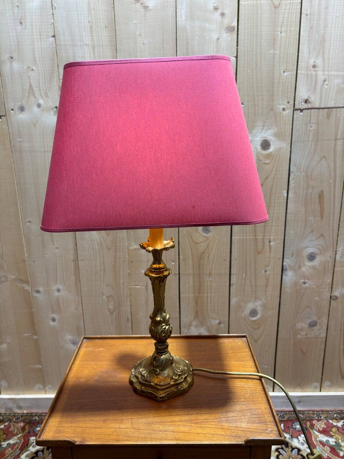 Série de 3 lampes en bronze Louis XV