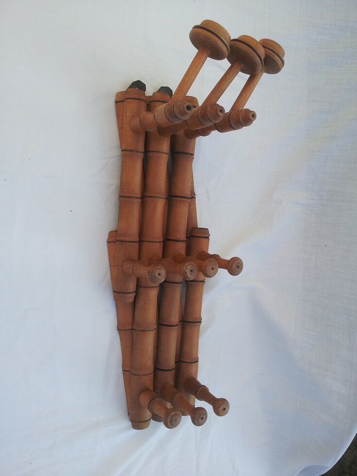 Portemanteau extensible en bois