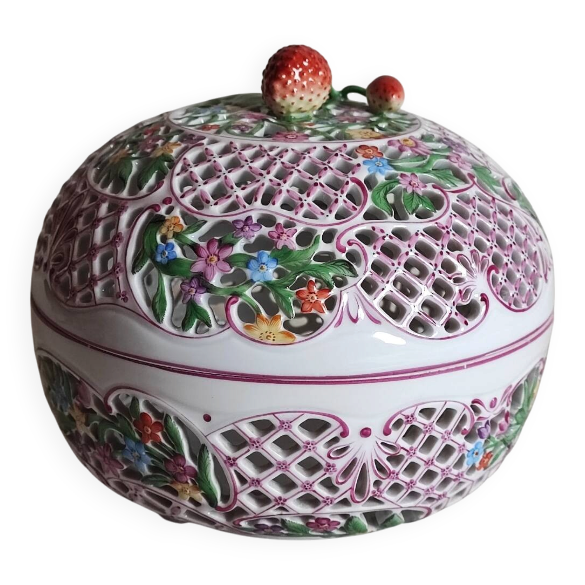 Herend porcelain bonbonnière
