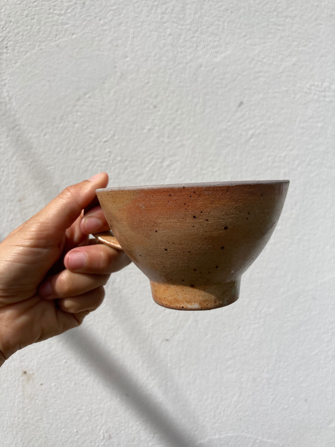 4 vintage stoneware cups