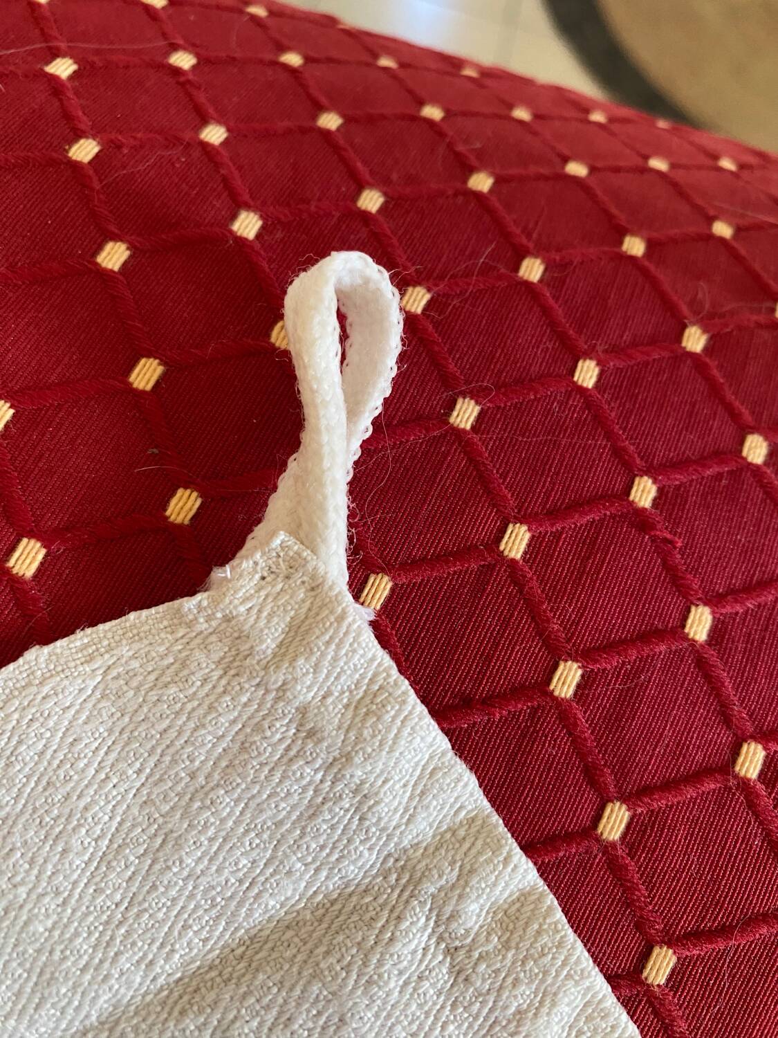 5 country tea towels in BM monogram linen damask.