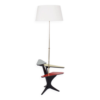 “Free form” saddle floor lamp