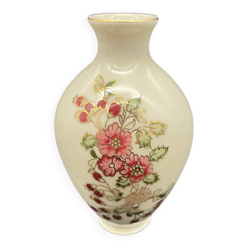 Vintage Zsolnay Pécs porcelain vase – hand-painted floral decoration