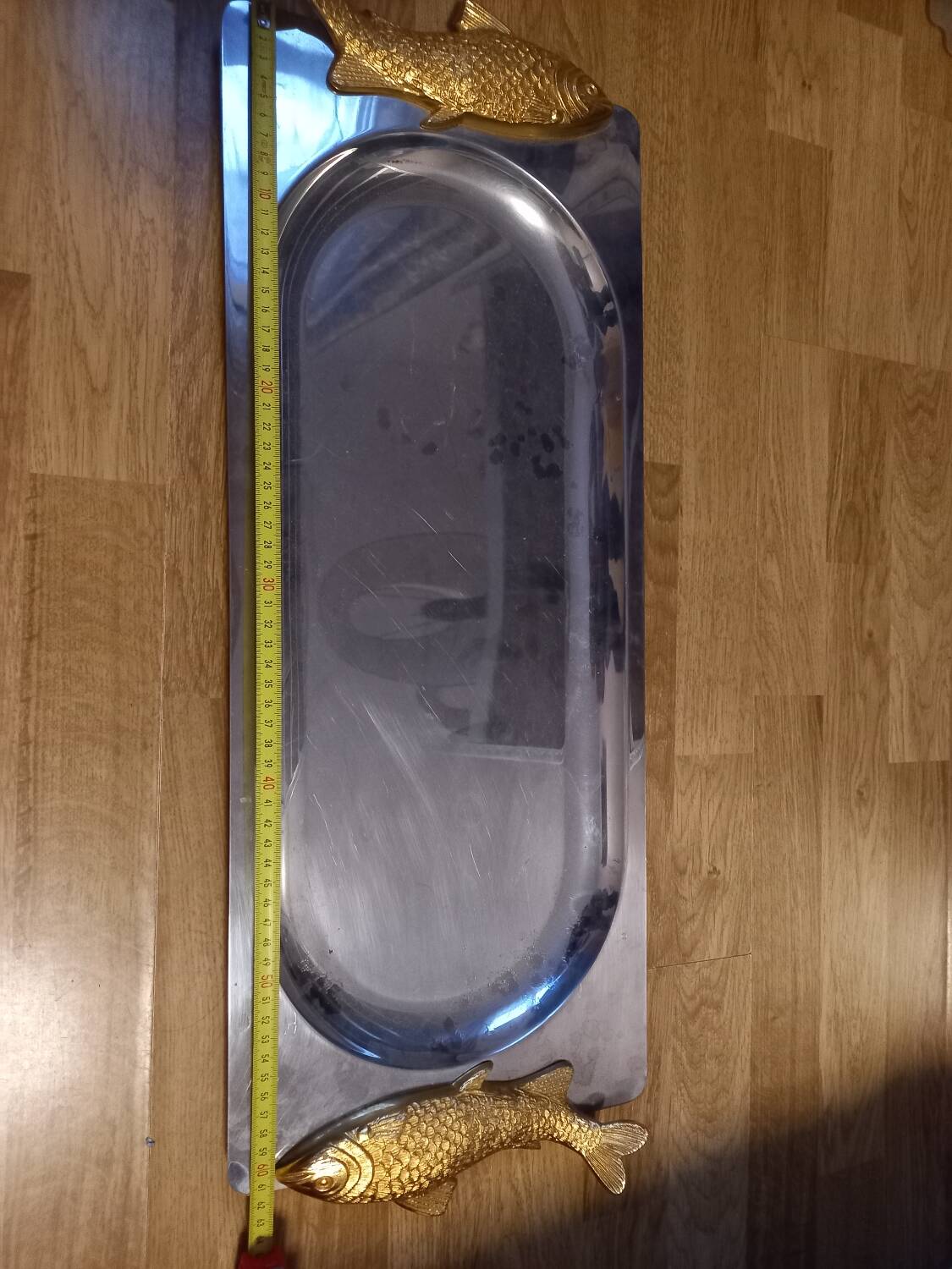 Fish serving dish