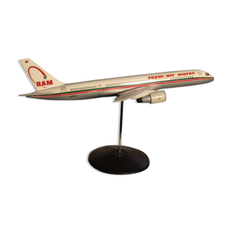 Maquette d'avion d'agence Royale air Maroc Boeing 757