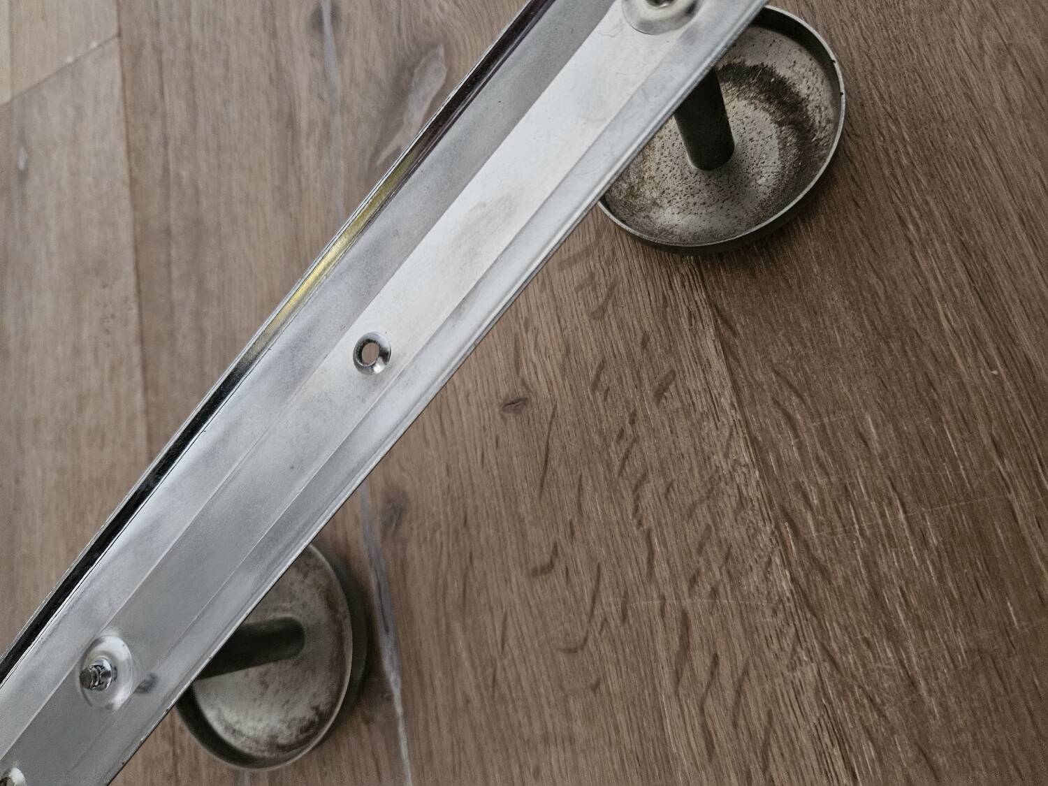 Metal hook 2 branches