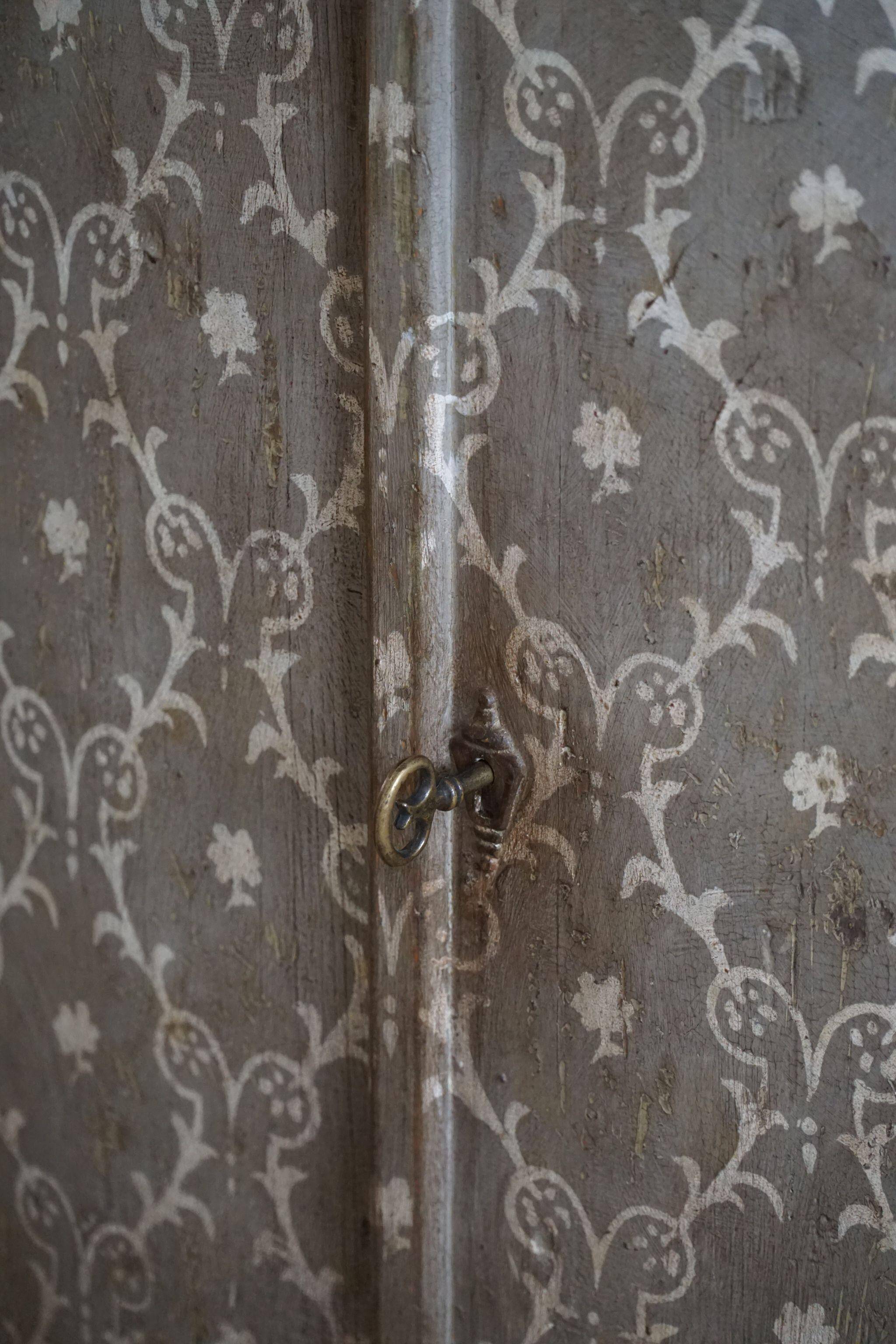 19th-century painted pine wardrobe, Italian cabinetmaker, made in Tuscany.