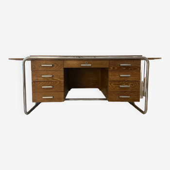 Bureau par Marcel Breuer en chêne lasuré et chrome. 1930