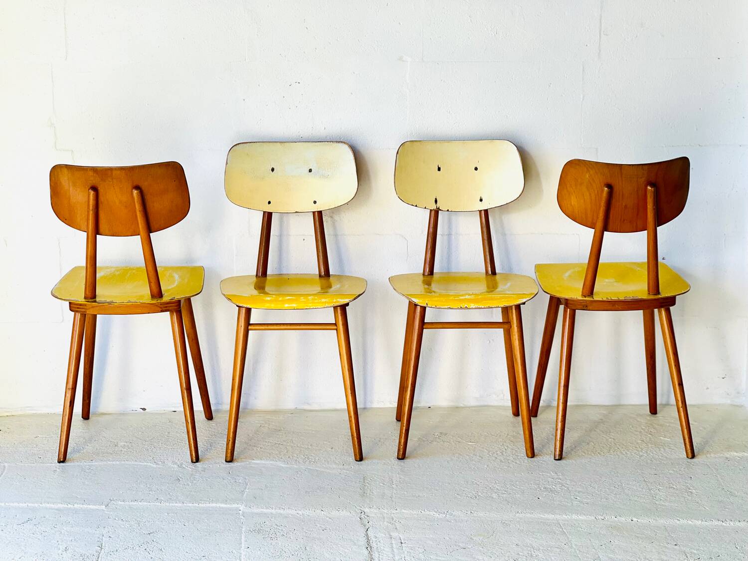 Chaises de bistrot par Ton, années 1950