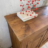 Row of pine loom furniture