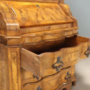 Antique trumeau in walnut and walnut burl, Italy, early 20th century.