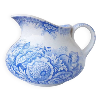 Pitcher jug in Saint Amand earthenware.