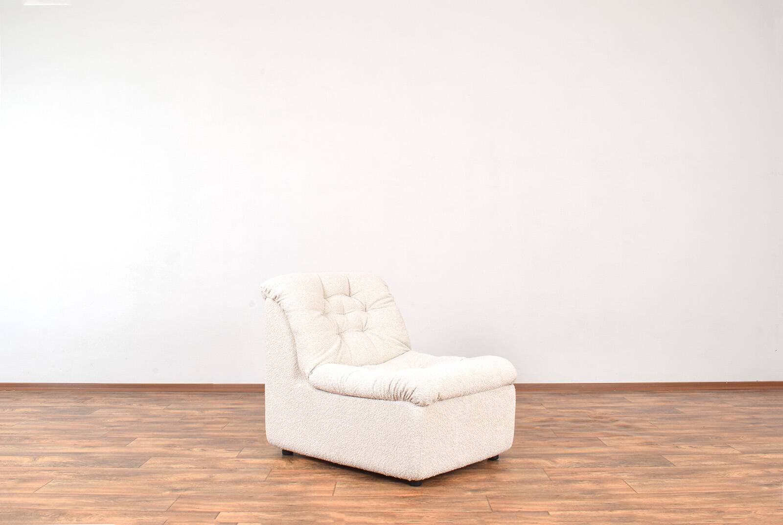 1970s German lounge chair, mid-century style.