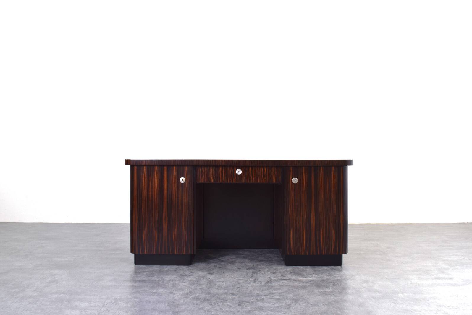 Art-Deco Desk by Bruno Paul for Deutsche Werkstätten Hellerau, 1920s