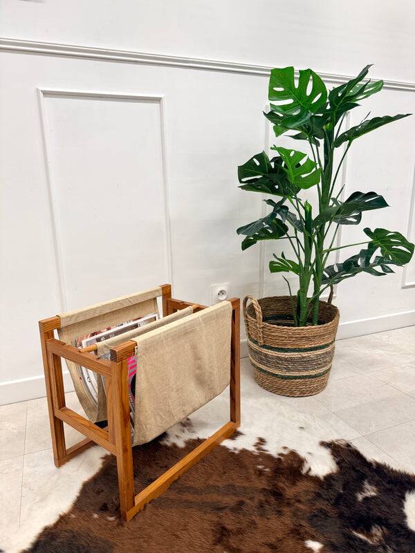 Pine magazine rack