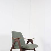 Fauteuil Wébé modèle dames de Louis van teeffelen