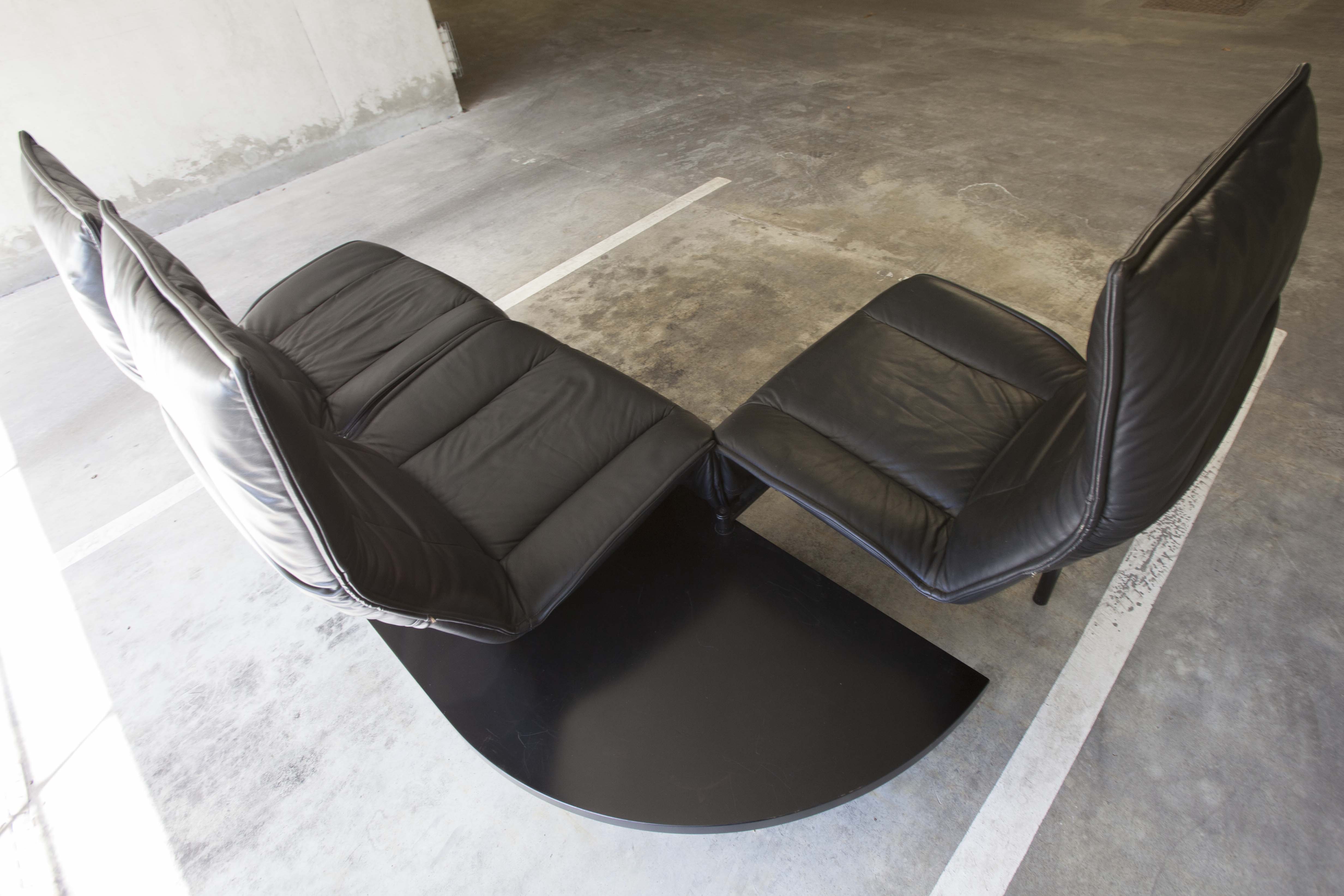 Leather sofa model "Veranda" Vico Magistretti for Cassina