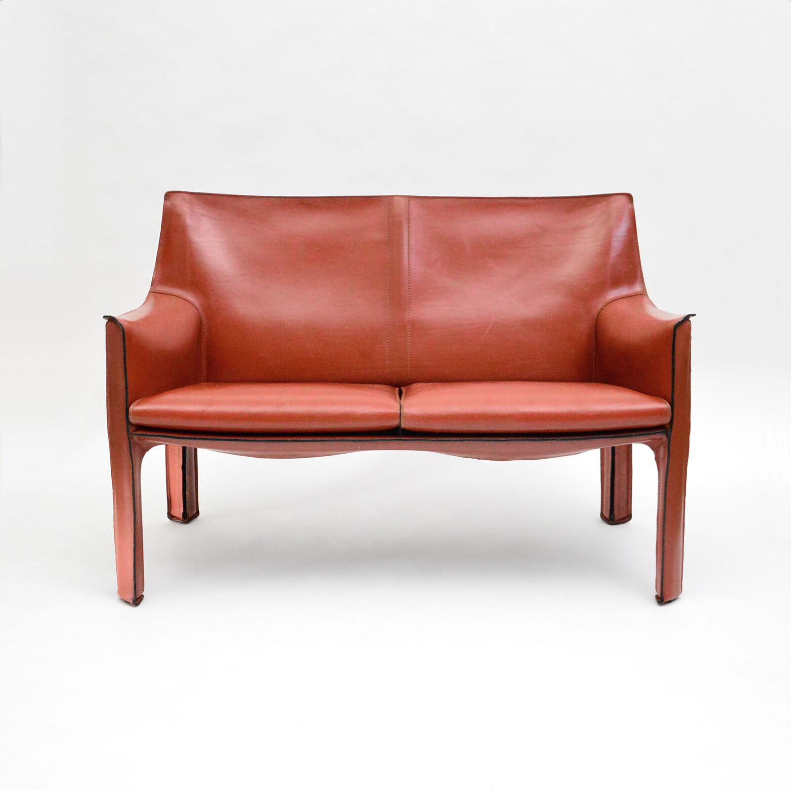 Cab 414  leathered 2-seater sofa by Mario Bellini For Cassina, 1977