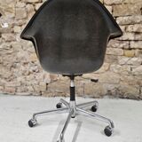 Eames fiberglass armchair Vitra