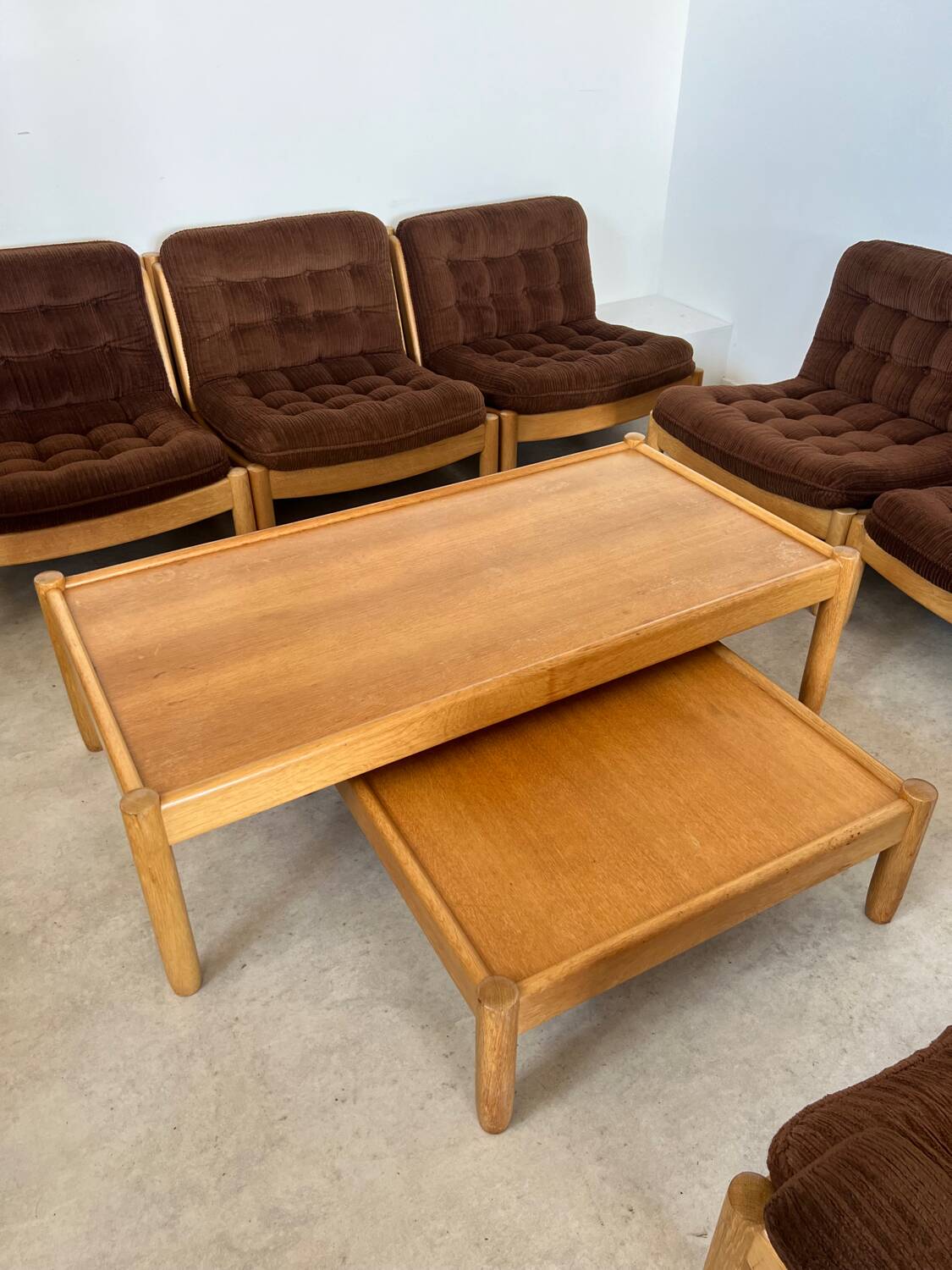 Old modular living room 7 armchairs and vintage Scandinavian design coffee table from the 60s