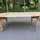 Table à manger ronde extensible à volets décapée en noyer brut 2 rallonges