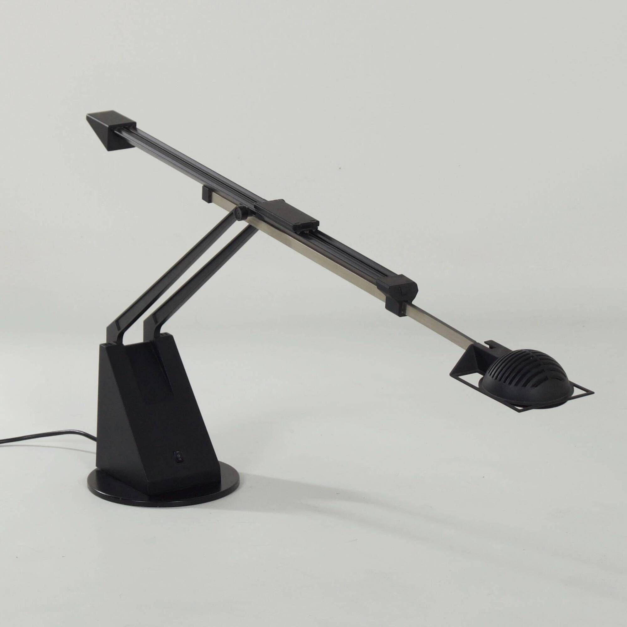 Italian Desk Lamp “Fila” by Chanan Gardi for Sirrah, 1980s