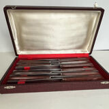 Set of 10 Bakelite handle knives