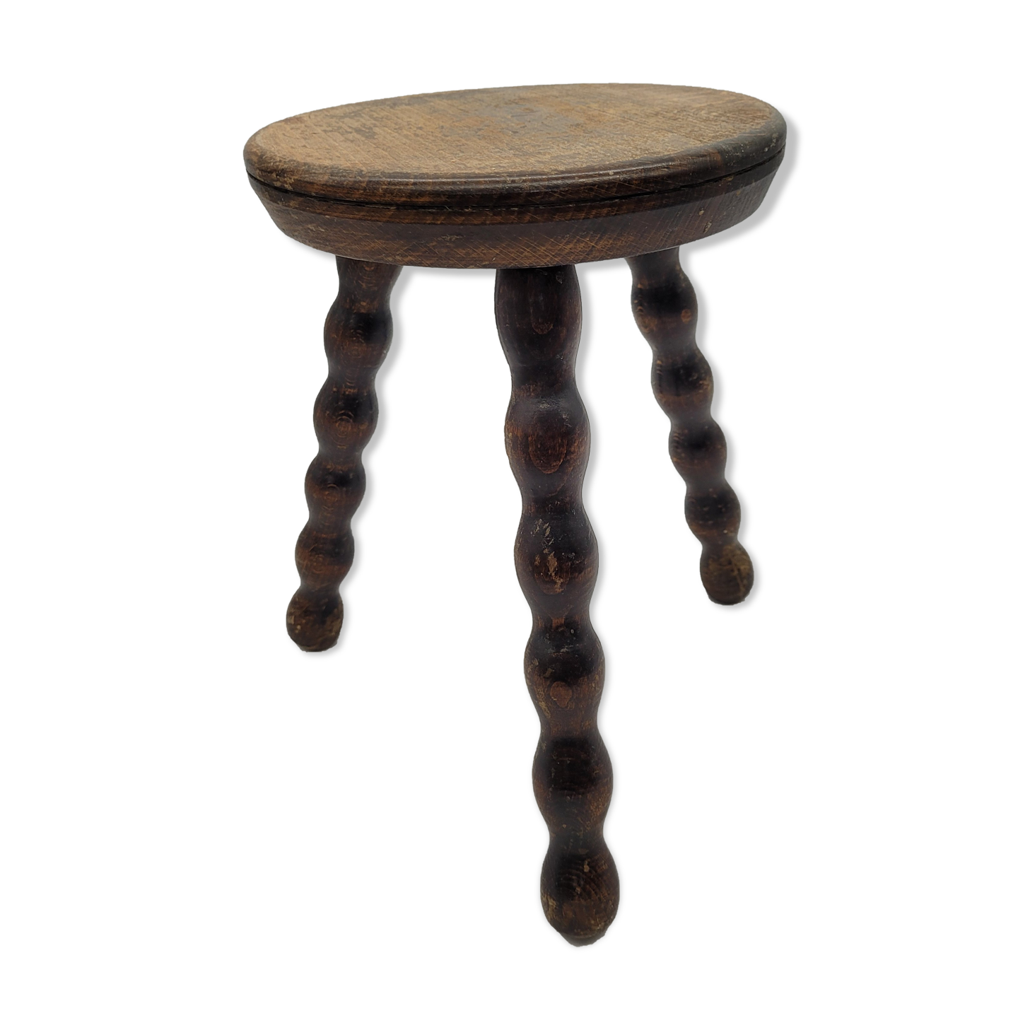 Tripod wood stool with foot balls