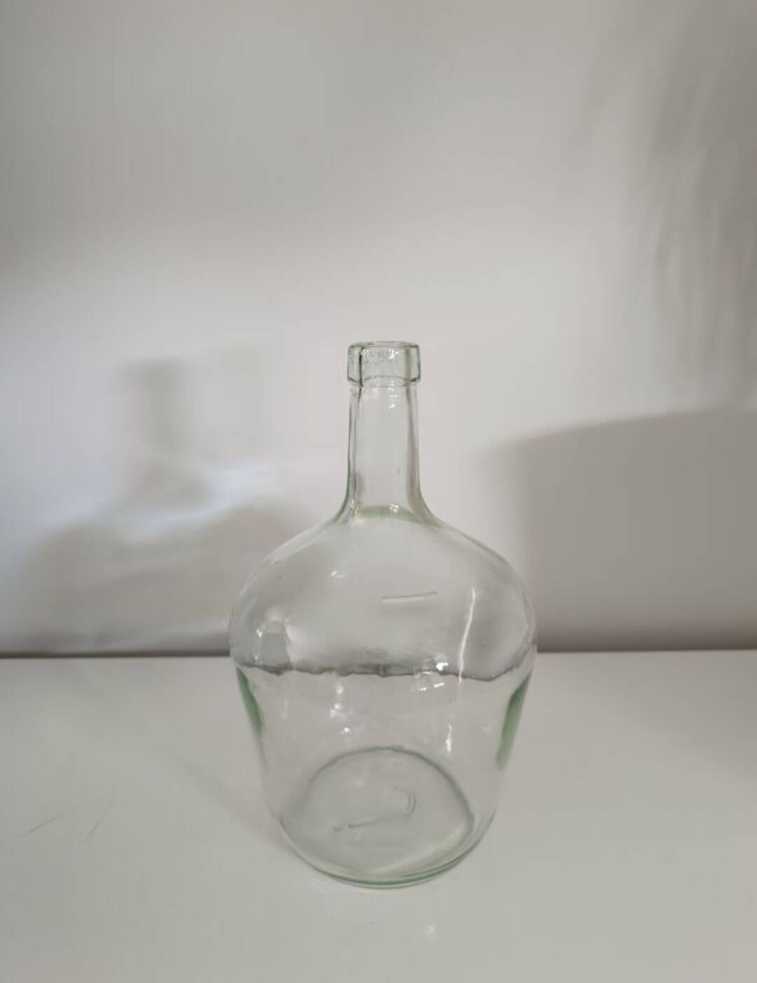 Little Lady Jeanne / transparent carboy