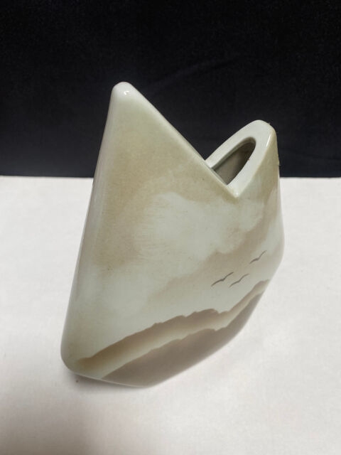 Vase from the Virebent Manufacture