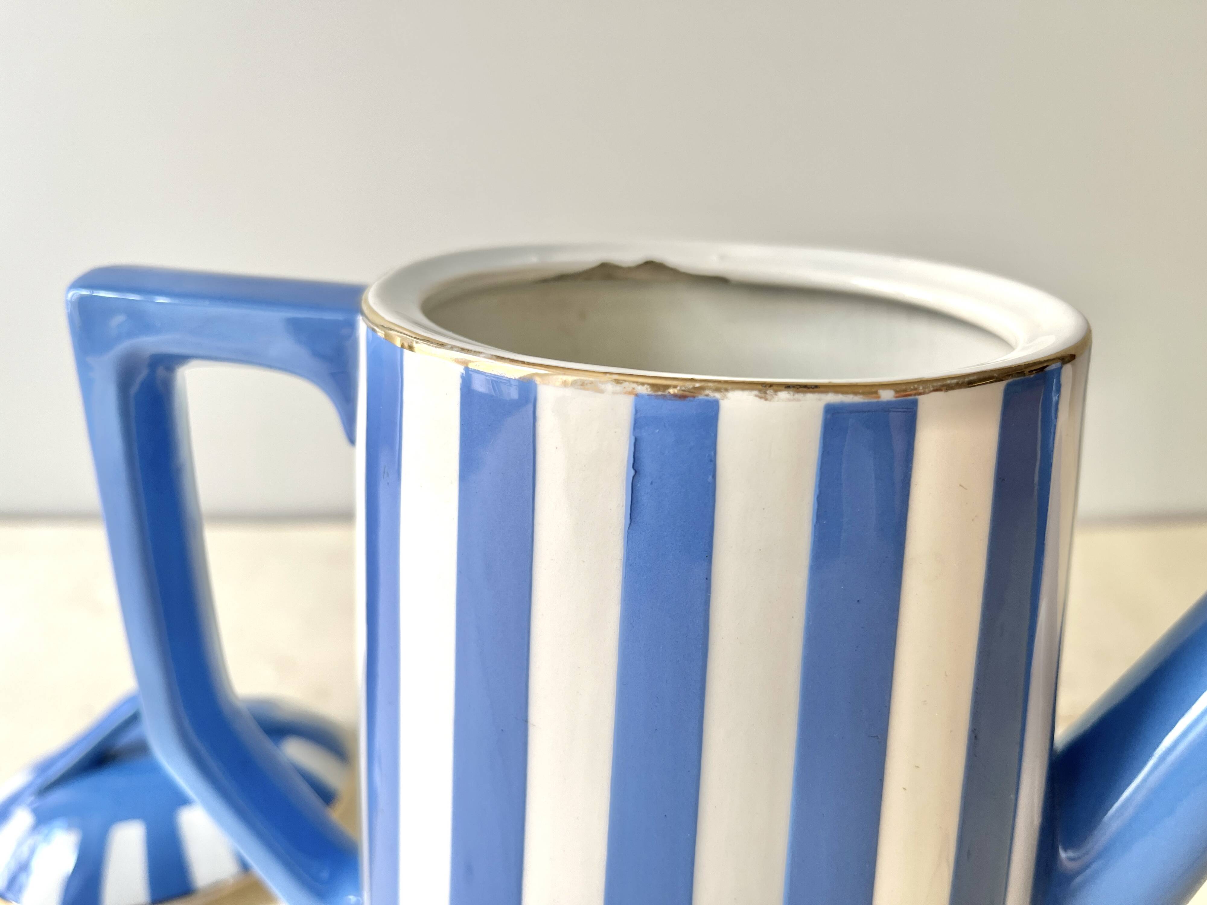 Large Fox Trott Sarreguemines coffee pot in art deco earthenware, 1930s vintage