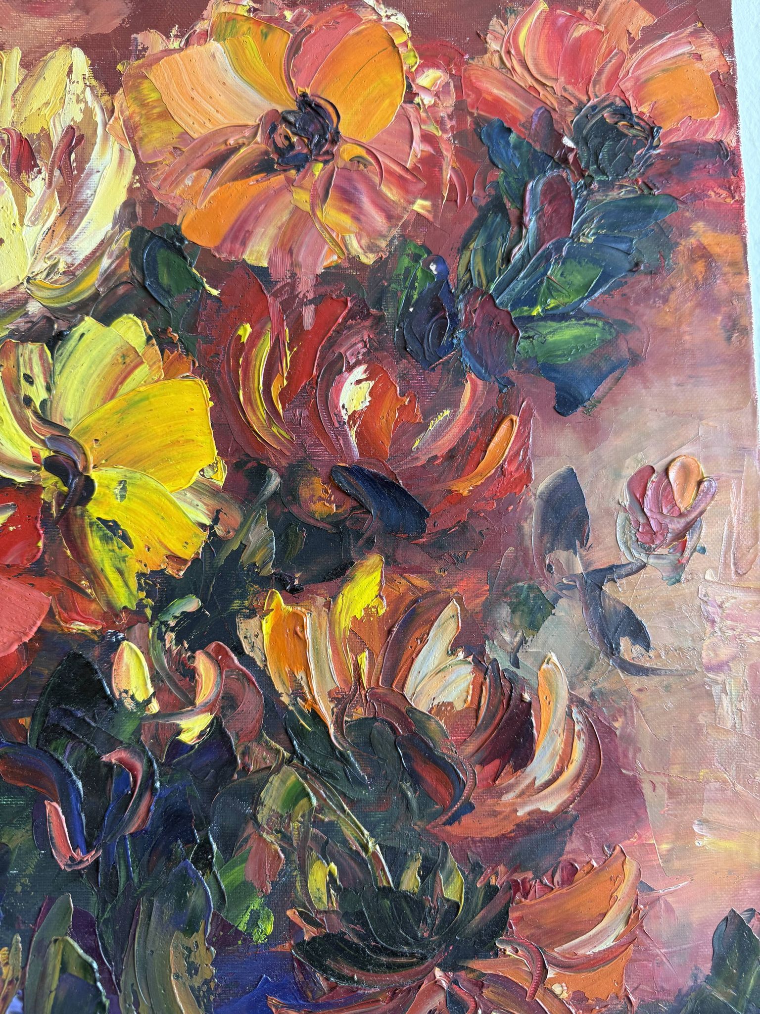 Huile sur toile expressionniste fleurs colorées dans un vase bleu