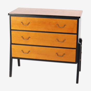 Two-tone chest of drawers